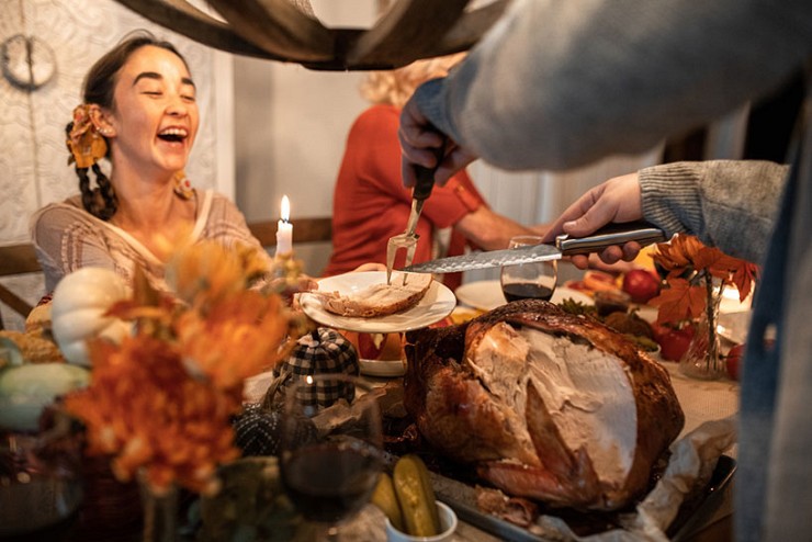 How to Design Custom Shirts for Your Thanksgiving Events