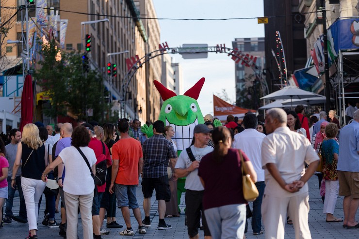 Custom T Shirts for Your Summer Event in Montreal